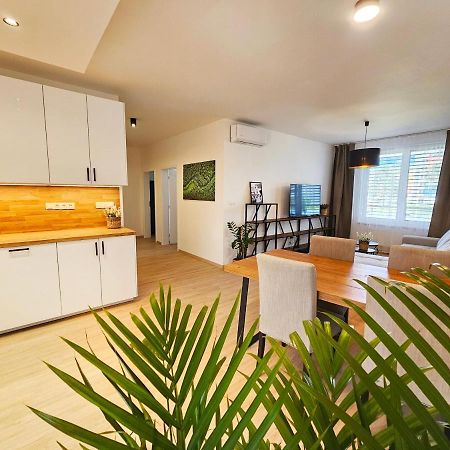 3 Room Apartment 2X Balcony, New Building, 21 Bratislava Buitenkant foto
