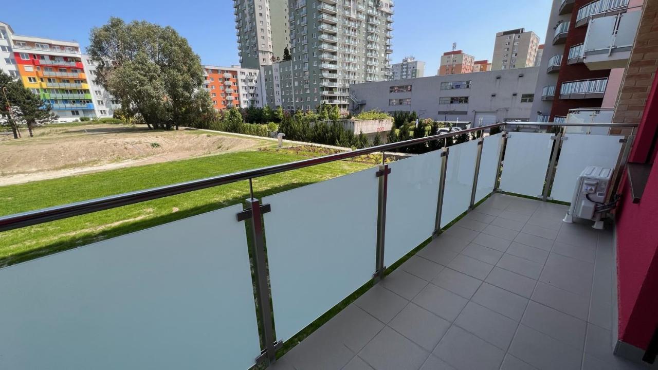 3 Room Apartment 2X Balcony, New Building, 21 Bratislava Buitenkant foto