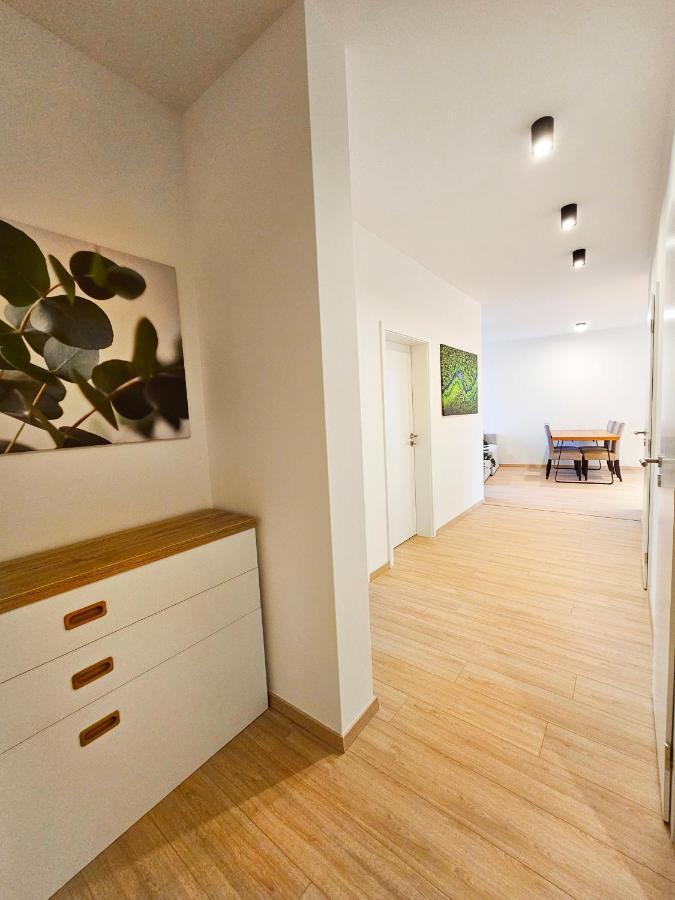 3 Room Apartment 2X Balcony, New Building, 21 Bratislava Buitenkant foto