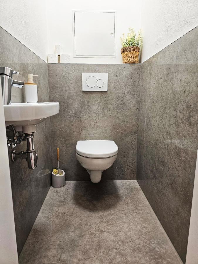 3 Room Apartment 2X Balcony, New Building, 21 Bratislava Buitenkant foto